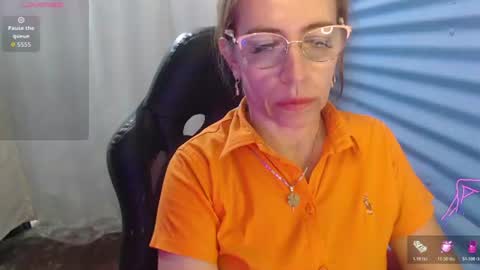 CHAYLA VICTORIA RUIZ  online show from 06.15.26