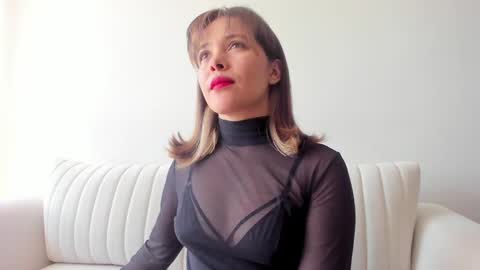 Snapshot of cheek_chic12 chatting on 01.21.25 Regina Phalange online show from 01.21.25