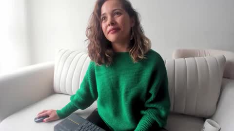 Snapshot of cheek_chic12 chatting on 03.06.25 Regina Phalange online show from 03.06.25