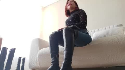 Snapshot of cheek_chic12 chatting on 02.25.26 Regina Phalange online show from 02.25.26