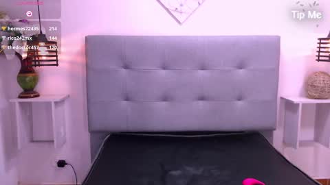 Snapshot of cheelsea_ chatting on 12.24.24 cheelsea_ online show from 12.24.24