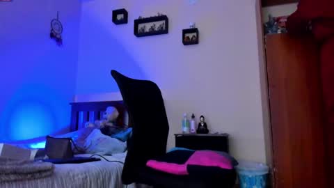 Snapshot of cheeryl chatting on 12.31.24 Miss Cheeryl online show from 12.31.24