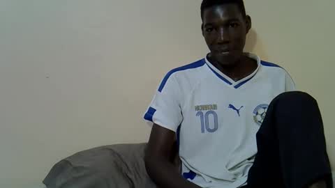 Snapshot of chekyboys_ chatting on 12.03.25 chekyboys_ online show from 12.03.25