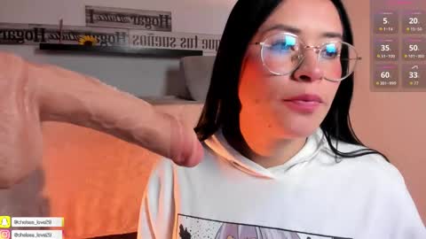 Snapshot of chelsea_morrison chatting on 10.10.25 Chelsea online show from 10.10.25