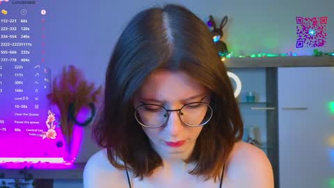 Mona online show from 01.06.25