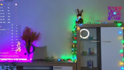 Mona online show from 01.10.25