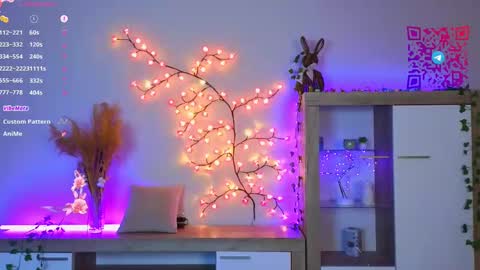 Mona online show from 02.28.25