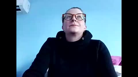 Chelsea online show from 01.04.25