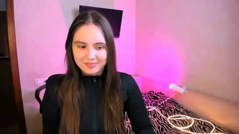 Chelsy  Luxe  online show from 07.05.26