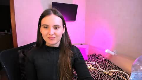 Chelsy  Luxe  online show from 07.12.26