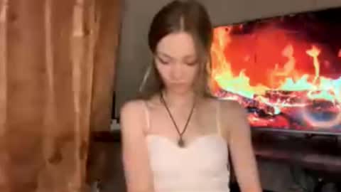 Elizabeth  you can call me Elly online show from 01.12.26