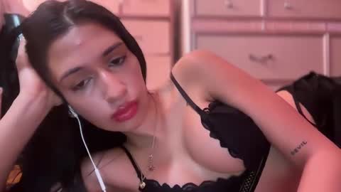cherliecarmen online show from 03.12.25
