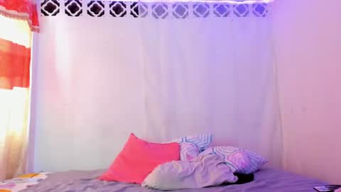hot cherry and tasty chocolate online show from 06.10.26