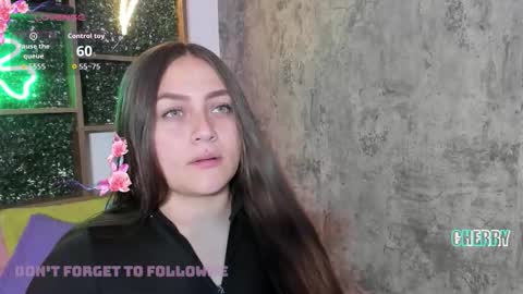 Snapshot of cherry_copper chatting on 10.08.25 cherryl online show from 10.08.25