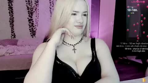 cherry_elfcat online show from 03.19.26