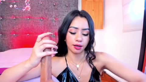  i Am Cherry online show from 11.19.25