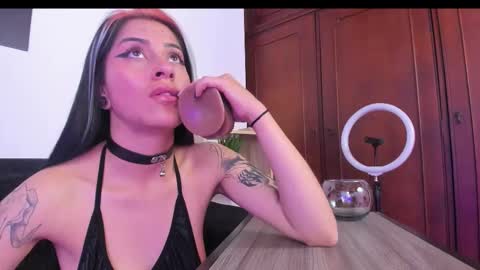 cherry_jenklins8 online show from 11.03.25