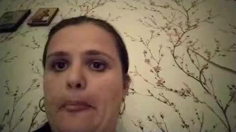 Snapshot of cherry_karla chatting on 03.08.25 Karla online show from 03.08.25