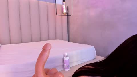 C H E R R Y  online show from 04.01.26