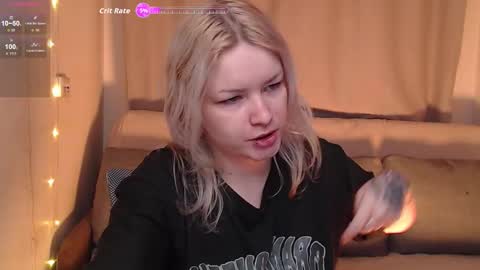 Snapshot of cherry_night666 chatting on 11.22.25 Morty online show from 11.22.25