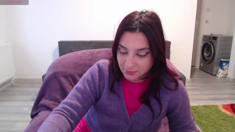 Snapshot of cherry_pie95 chatting on 12.02.24 Sherry online show from 12.02.24