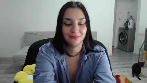 Snapshot of cherry_pie95 chatting on 09.09.25 Sherry online show from 09.09.25