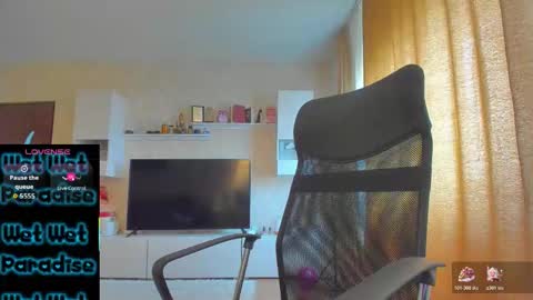 mayra online show from 11.16.25