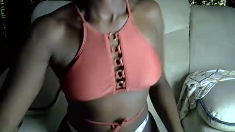 Snapshot of cherry_venuss chatting on 11.17.25 Cherry venuss online show from 11.17.25