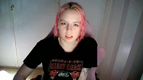 cherrybaby_0 online show from 06.10.26