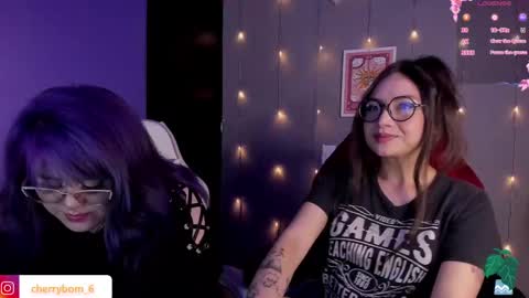 Snapshot of cherrybom_ chatting on 02.05.25 dayis independent model online show from 02.05.25