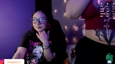 Snapshot of cherrybom_ chatting on 02.07.25 dayis independent model online show from 02.07.25
