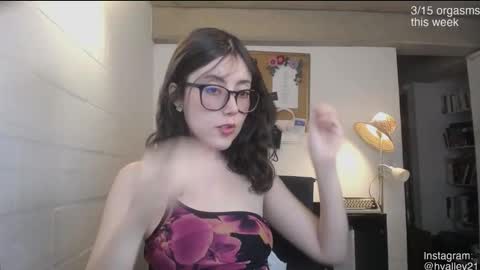 Sarah Prez online show from 02.19.26