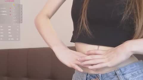 Snapshot of cherrymira chatting on 09.10.25 Loise online show from 09.10.25