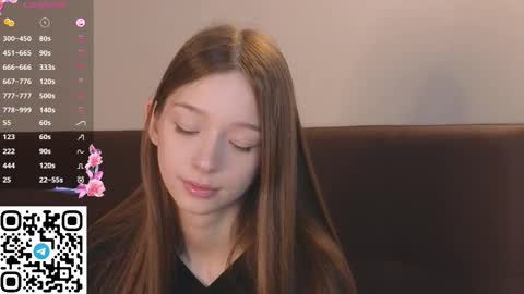 Snapshot of cherrymira chatting on 10.09.25 Loise online show from 10.09.25