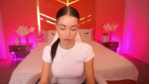 cherryylulu online show from 10.15.25