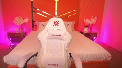 cherryylulu online show from 11.05.25