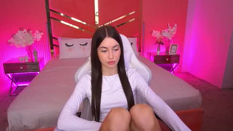 cherryylulu online show from 11.20.25