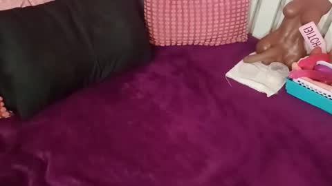 Cheryl6Fox online show from 10.17.25