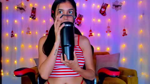 Snapshot of cherylbutler chatting on 01.11.25 Cheryl online show from 01.11.25