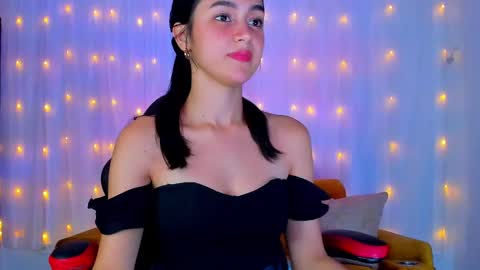 Snapshot of cherylbutler chatting on 02.11.25 Cheryl online show from 02.11.25