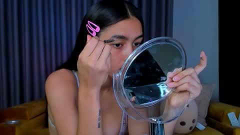 Snapshot of cherylbutler chatting on 11.07.25 Cheryl online show from 11.07.25