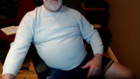 Snapshot of chgodad chatting on 01.05.25 chgodad online show from 01.05.25