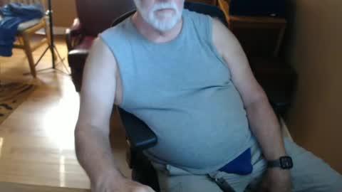 Snapshot of chgodad chatting on 09.16.25 chgodad online show from 09.16.25