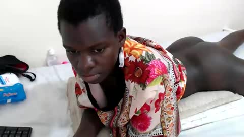 chichie_ online show from 04.10.26