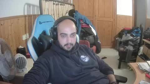 Snapshot of chicomallorca96 chatting on 12.31.24 chicomallorca96 online show from 12.31.24