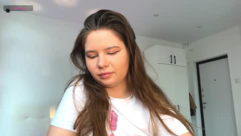 chiculya online show from 04.24.26