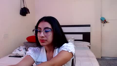 Snapshot of chikandela chatting on 02.18.25 Valentina online show from 02.18.25