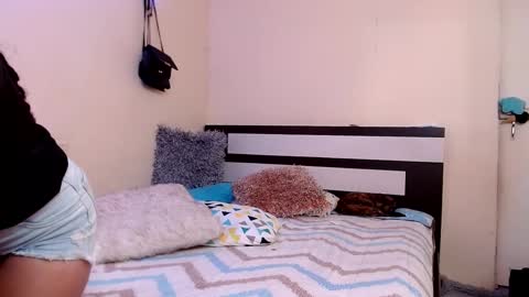 Snapshot of chikandela chatting on 09.29.25 Valentina online show from 09.29.25