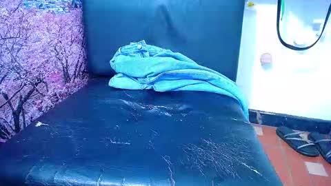 Snapshot of chiky_nastyy chatting on 11.28.25 Chikys online show from 11.28.25