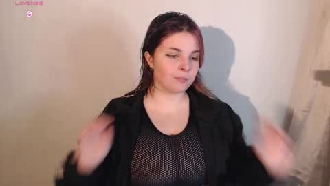 Snapshot of chill_saya chatting on 01.07.25 Saya online show from 01.07.25